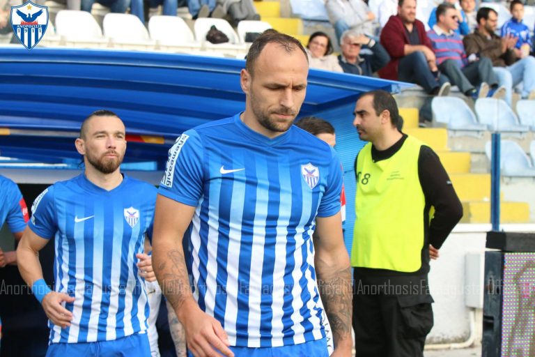 Απουσία που θεωρείται και ευκαιρία Απουσία που θεωρείται και ευκαιρία