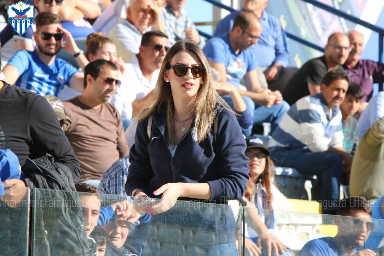 Άννα και Χρήστος Άννα και Χρήστος