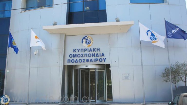 Η χούντα επέστρεψε… Η χούντα επέστρεψε…