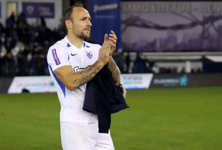 Εκατοστάρισε ο αρχηγός! Εκατοστάρισε ο αρχηγός!