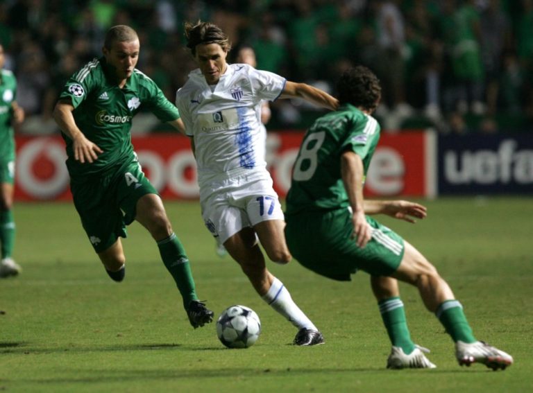 Κυριακή στις 16:00 Κυριακή στις 16:00