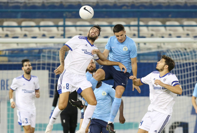 Στρωτό ποδόσφαιρο… Στρωτό ποδόσφαιρο…